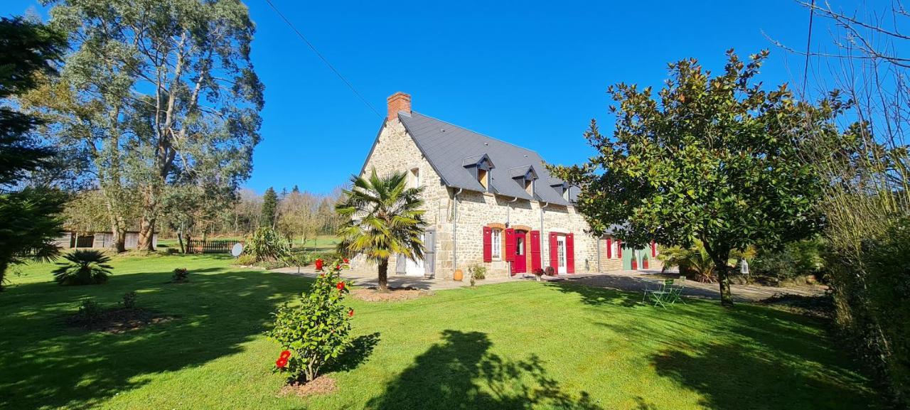 Bed and Breakfast La Pichonniere Isigny-le-Buat Экстерьер фото