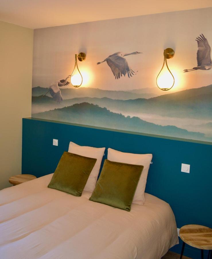 Bed and Breakfast La Pichonniere Isigny-le-Buat Экстерьер фото
